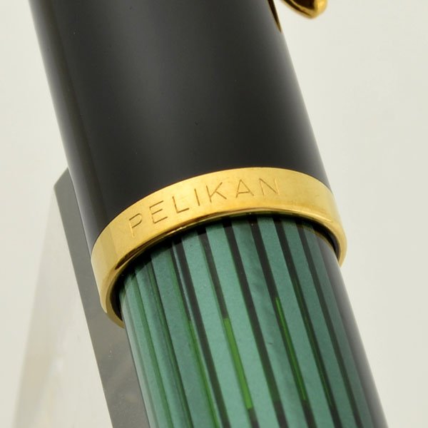 Pelikan 400 Fountain Pen - Old Style 1992-7, Black and Green, 14k